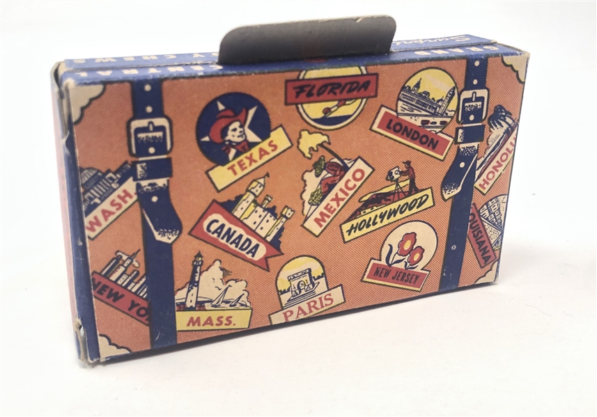 R-UNC Leader Novelty Grand Central Surprise Candy Box like Suitcase