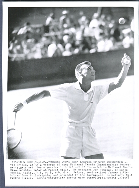 Tennis Hall of Famer Lot of Press Photos Lot of (25) 