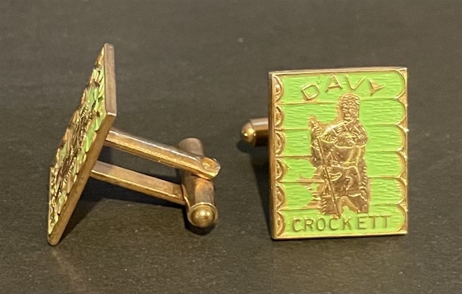 Fantastic Davy Crockett Group of (9) 1960's Pieces